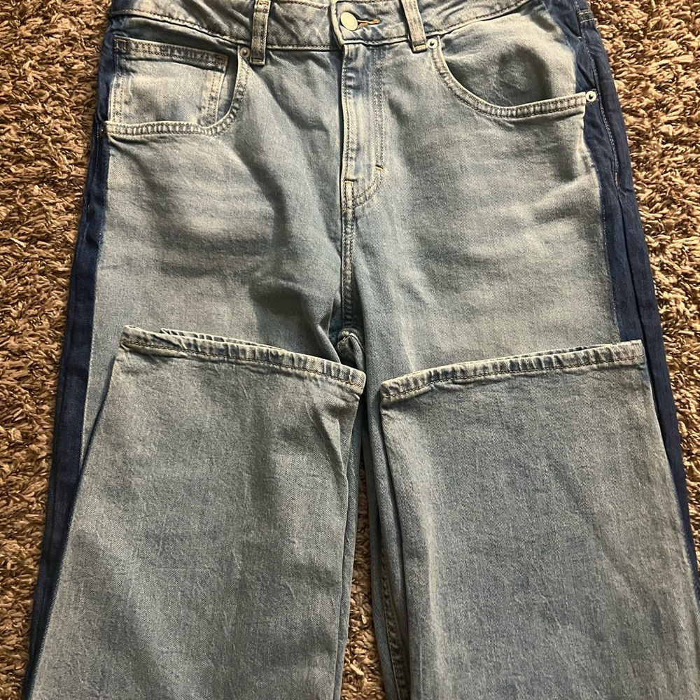 Time and Tru Women's Light Blue Jeans with Dark Blue Stripe - Picture 2 of 4